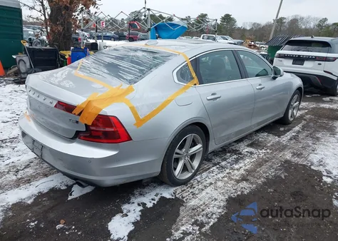 2018 Volvo S90 T5 Momentum from USA, damaged, VIN LVY982MK0JP028664